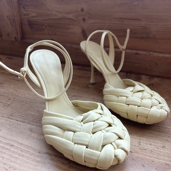Bottega intrecciato soft yellow / butter leather heel pump Womens 41 - Picture 1 of 5